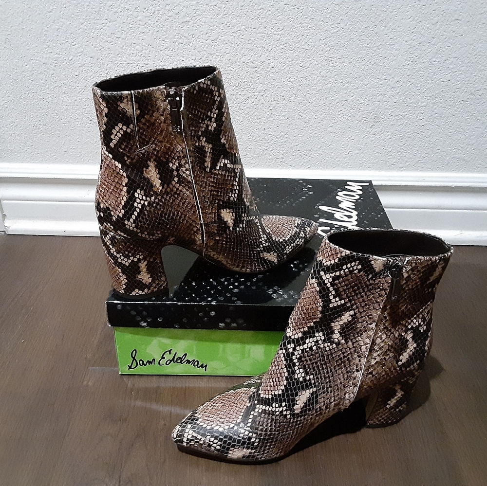 Sam Edelman - Picture 2 of 4